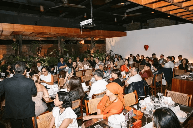 page.support.patron.imageAlt